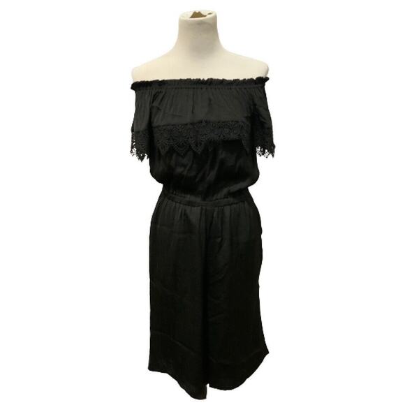 DEVLIN Gwen Off the Shoulder Culottes Jumpsuit Romper Black, Lace Detail, NWT! - Picture 2 of 5